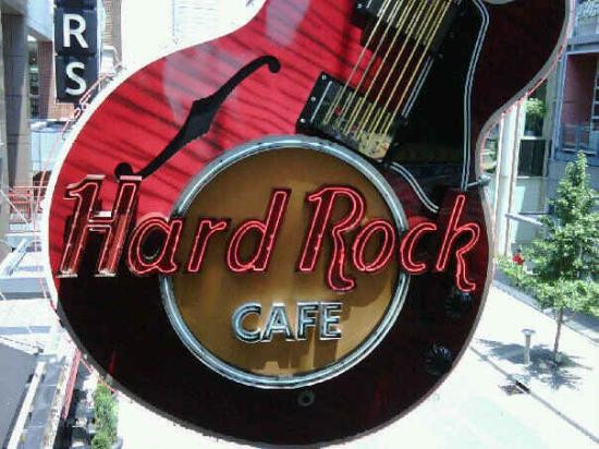 Fourth Street Live!-路易斯维尔必去景点