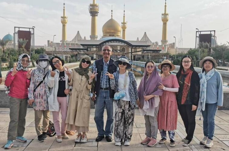 Holy shrine of Imam khomeini景点图片