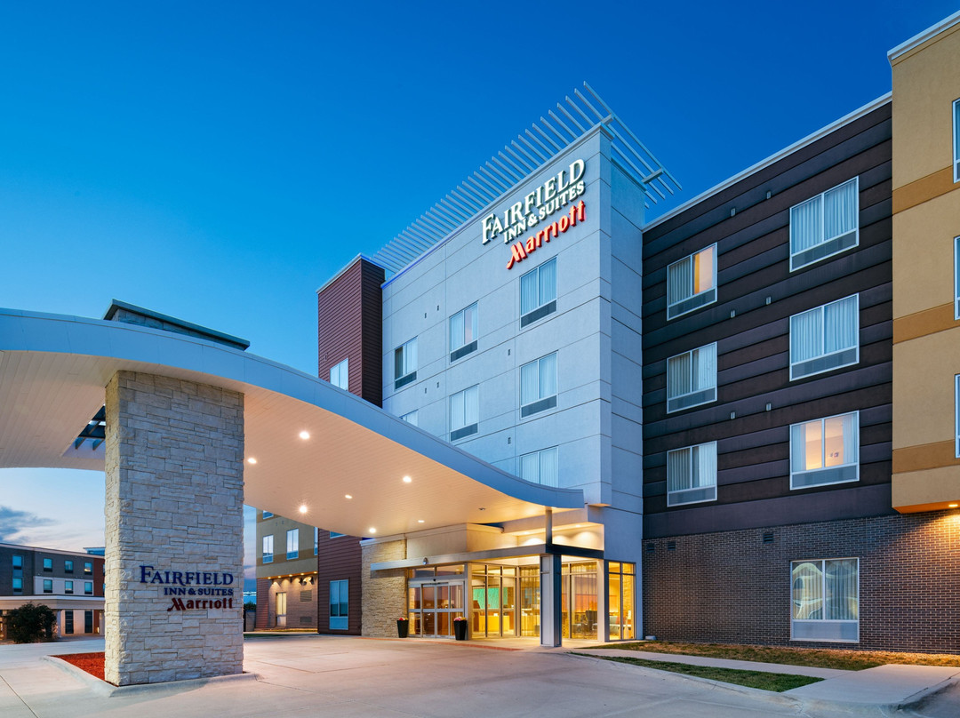 Malcolm酒店住宿-Fairfield by Marriott Inn & Suites Lincoln Airport