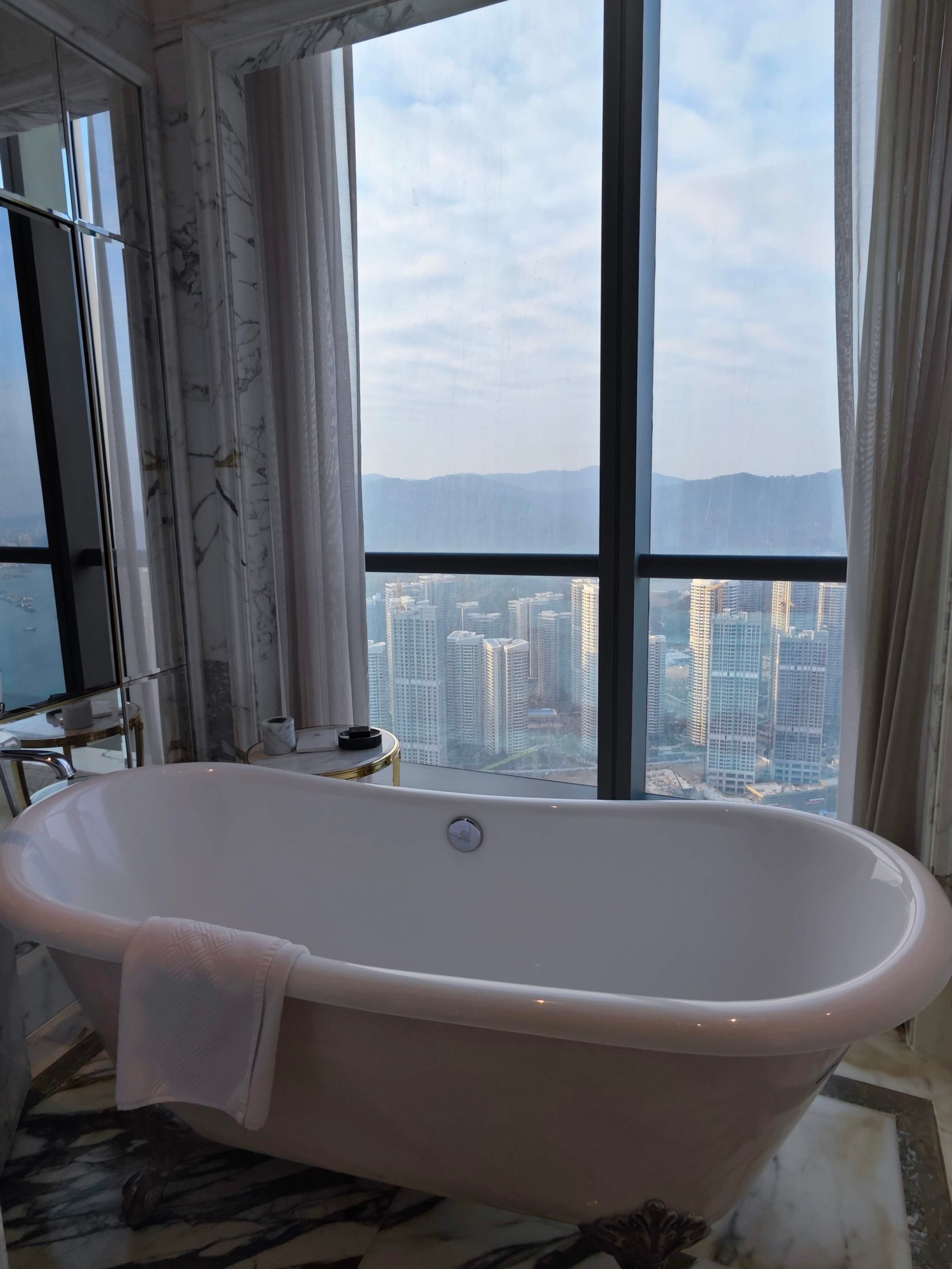 珠海瑞吉酒店-浴室