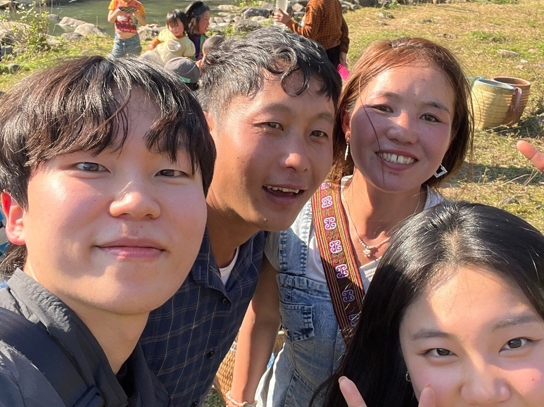 Comlam Sapa Trekking & motorbike Tours景点图片