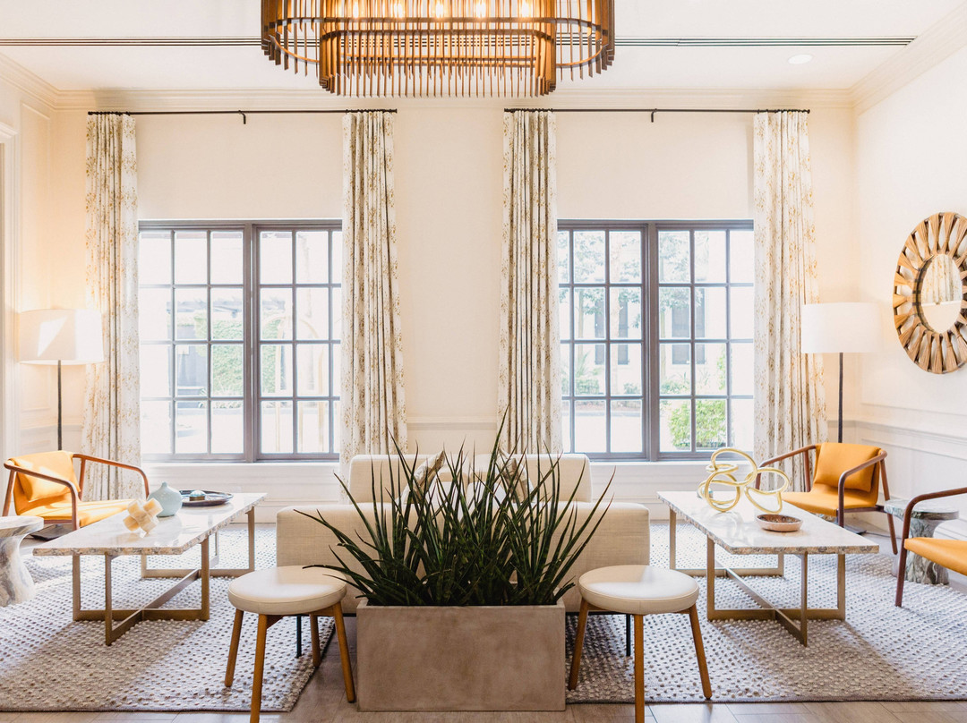 The Lindy Renaissance Charleston Hotel