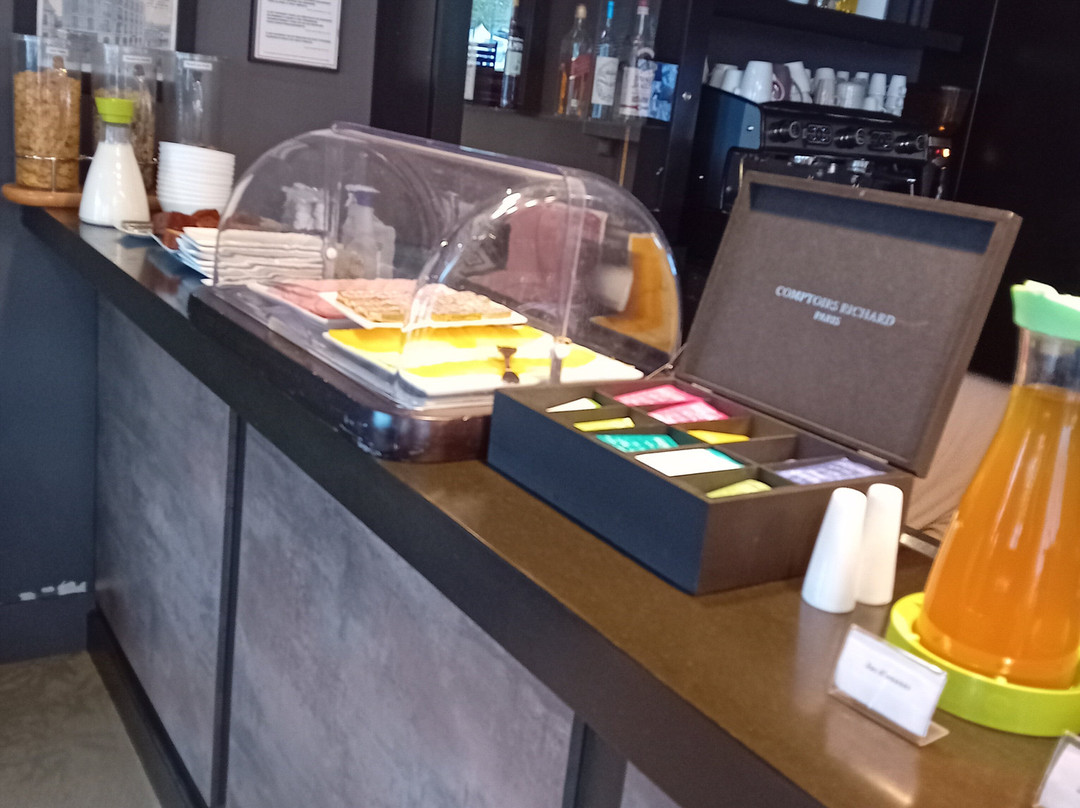 Le Petit Bellon主图