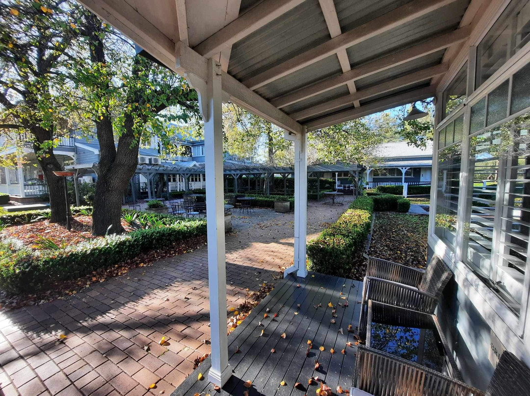 派佩斯旅舍猎人谷主图