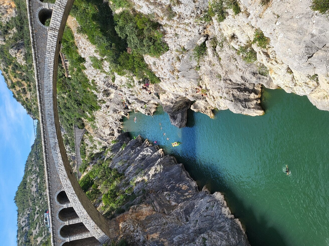 le Pont du Diable  Aniane-Aniane必去景点