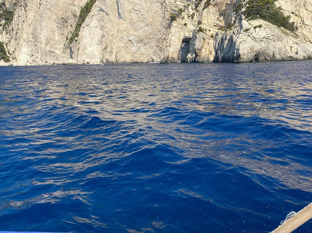 Mistral Boat Rentals-扎金索斯州必去景点