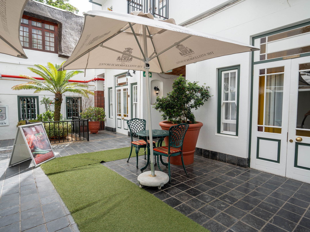 斯特恩波池酒店主图