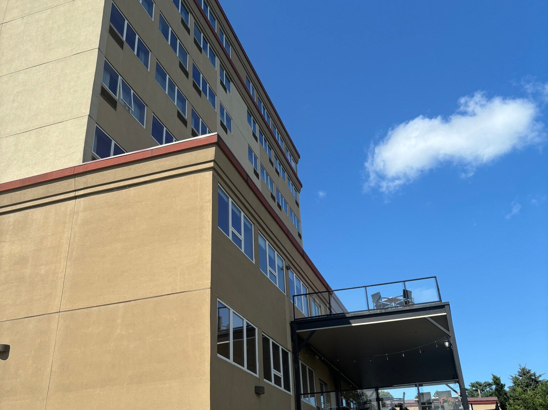 Best Western Plus Chocolate Lake Hotel主图