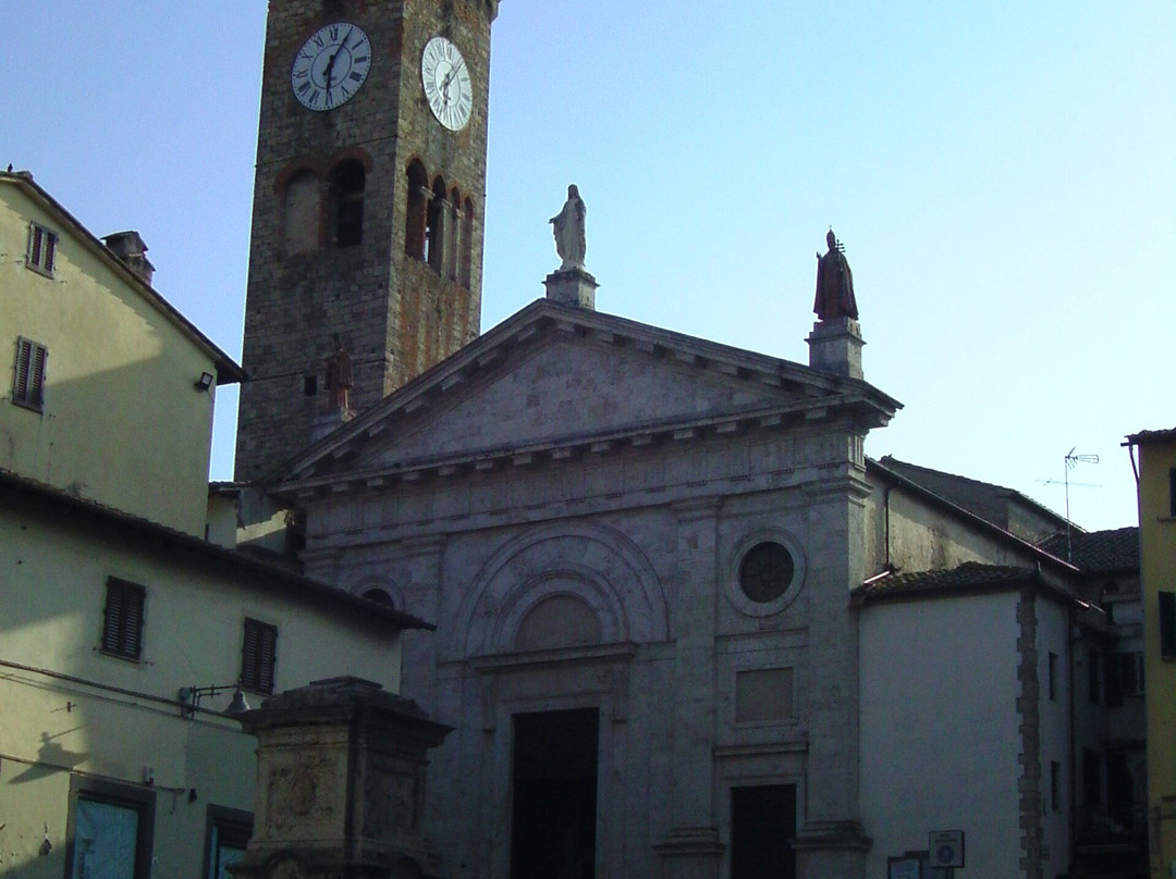 Piazza Cavour景点图片