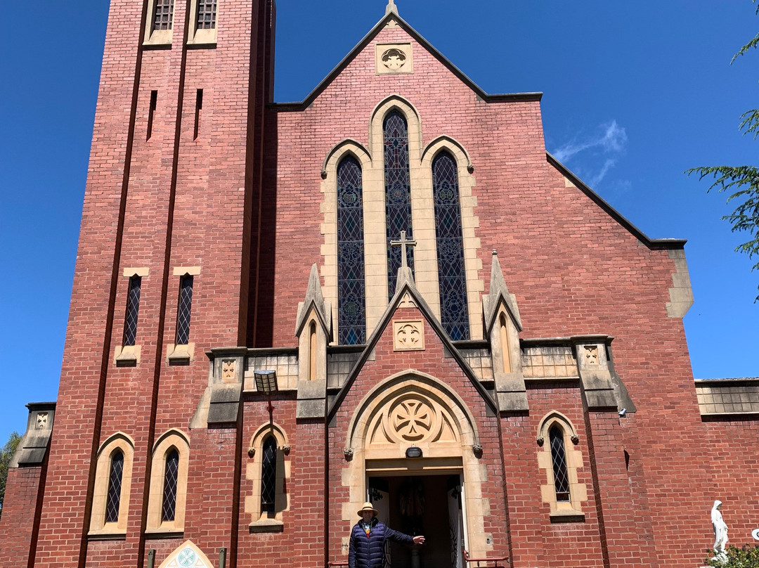 Saint Francis Xavier Catholic Church-曼斯菲尔德必去景点