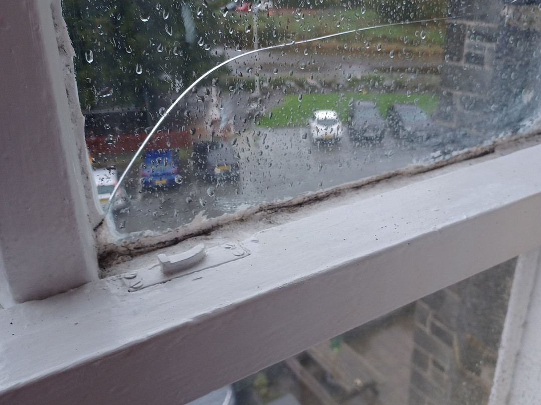 The Eagles Hotel主图