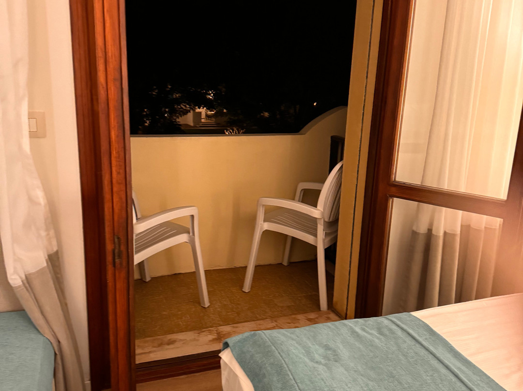Junior Family Hotel & Apartments主图