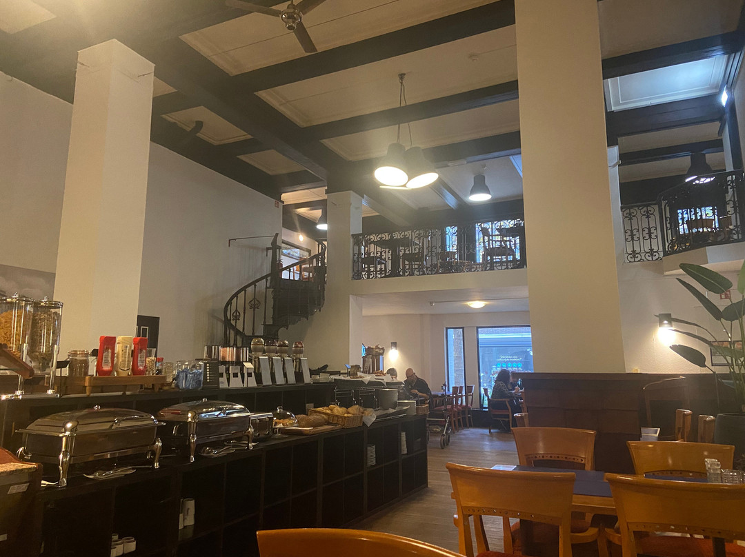 阿姆拉斯酒店主图