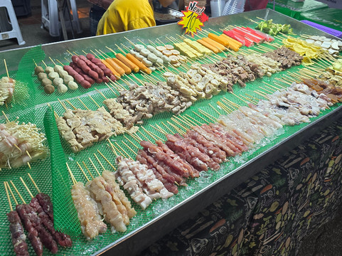 Chang Phuak Gate Night Market-清迈必去景点