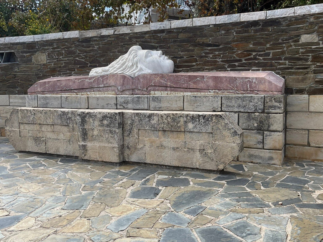 Kandanos War Memorial景点图片