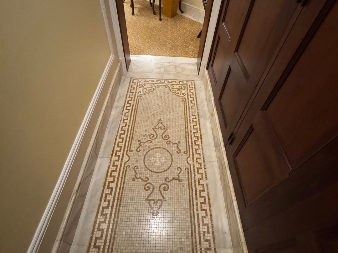 The Regency Hotel, Kuwait主图