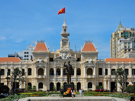 President ho Chi Minh Statue-胡志明市必去景点