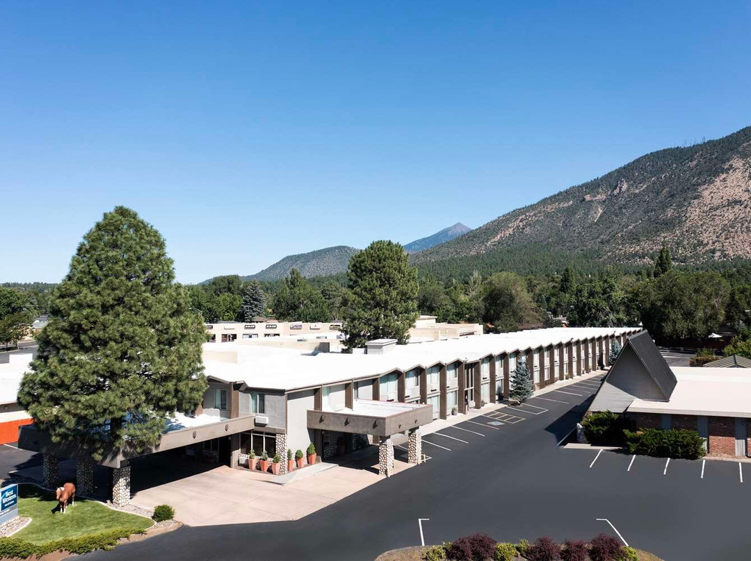 小马士兵贝斯特韦斯特酒店