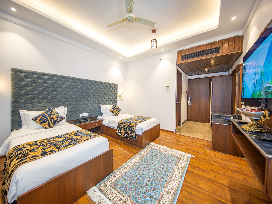 Hotel Solar Residency主图