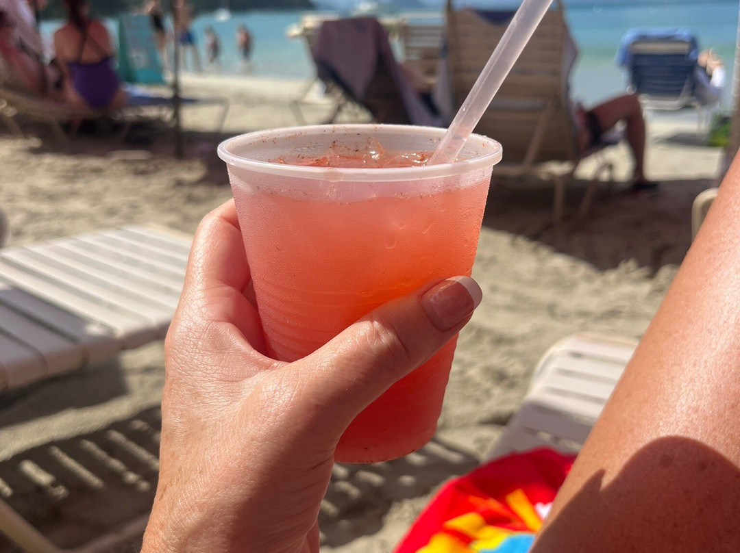 Elm Beach Suites主图