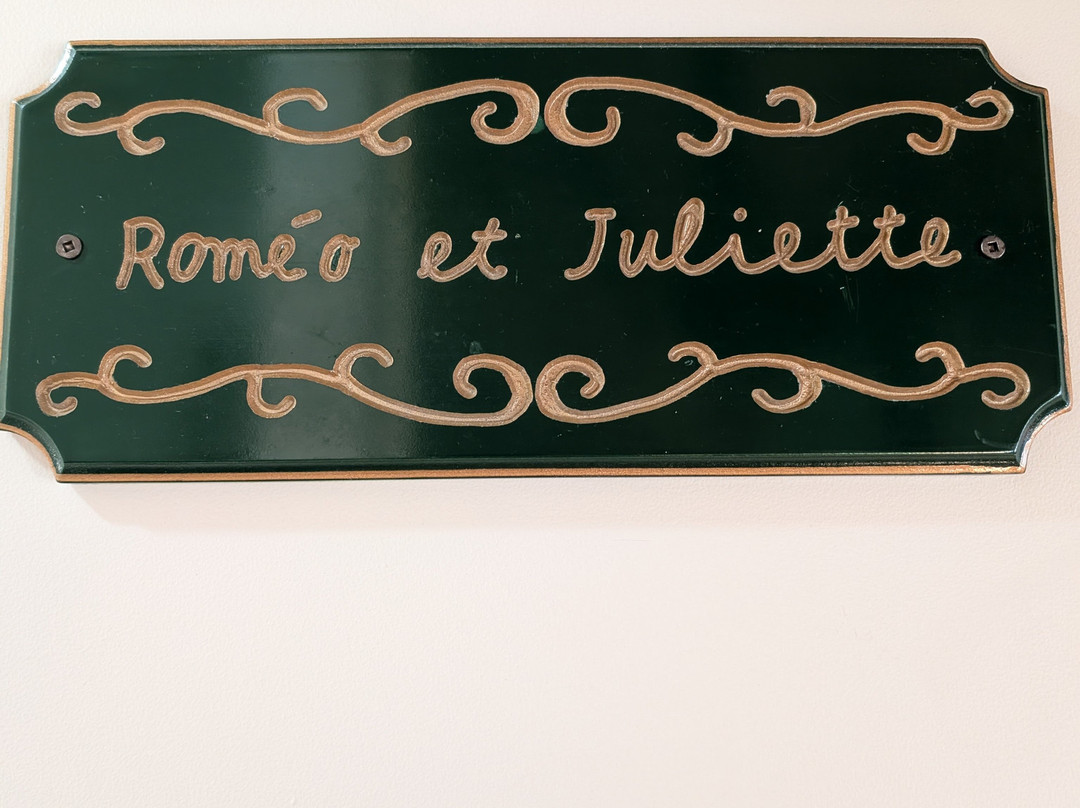 Auberge aux Nuits de Reve主图