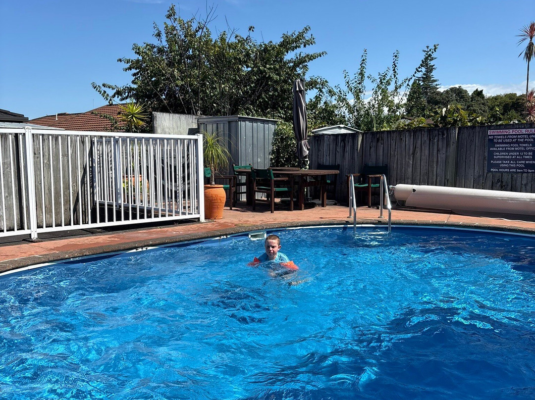 Avenue Heights Motel主图