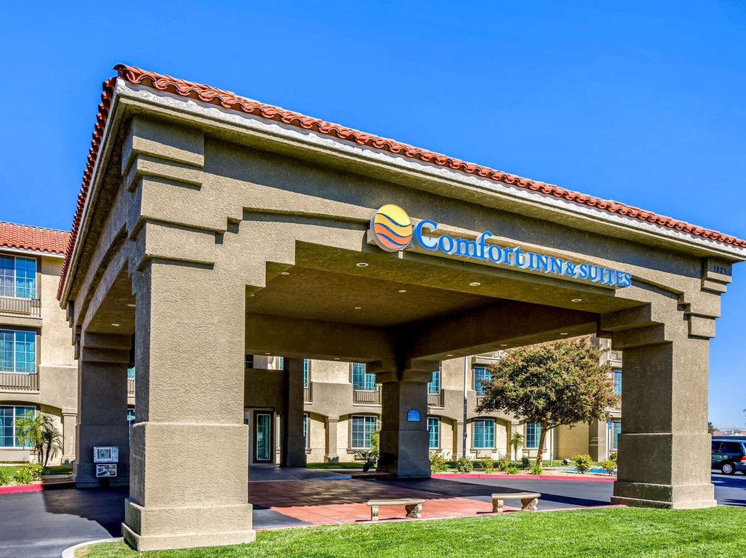 Comfort Inn & Suites Lancaster Antelope Valley主图