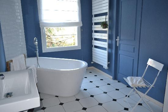 养兔场湖酒店主图