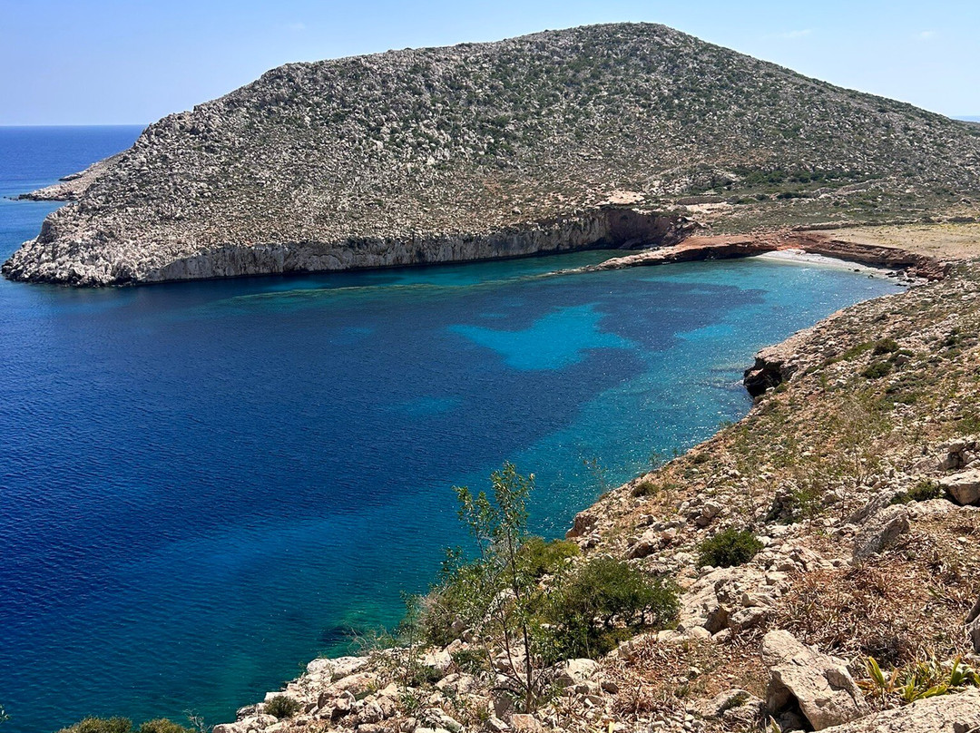 Trachia Beach-Halki必去景点