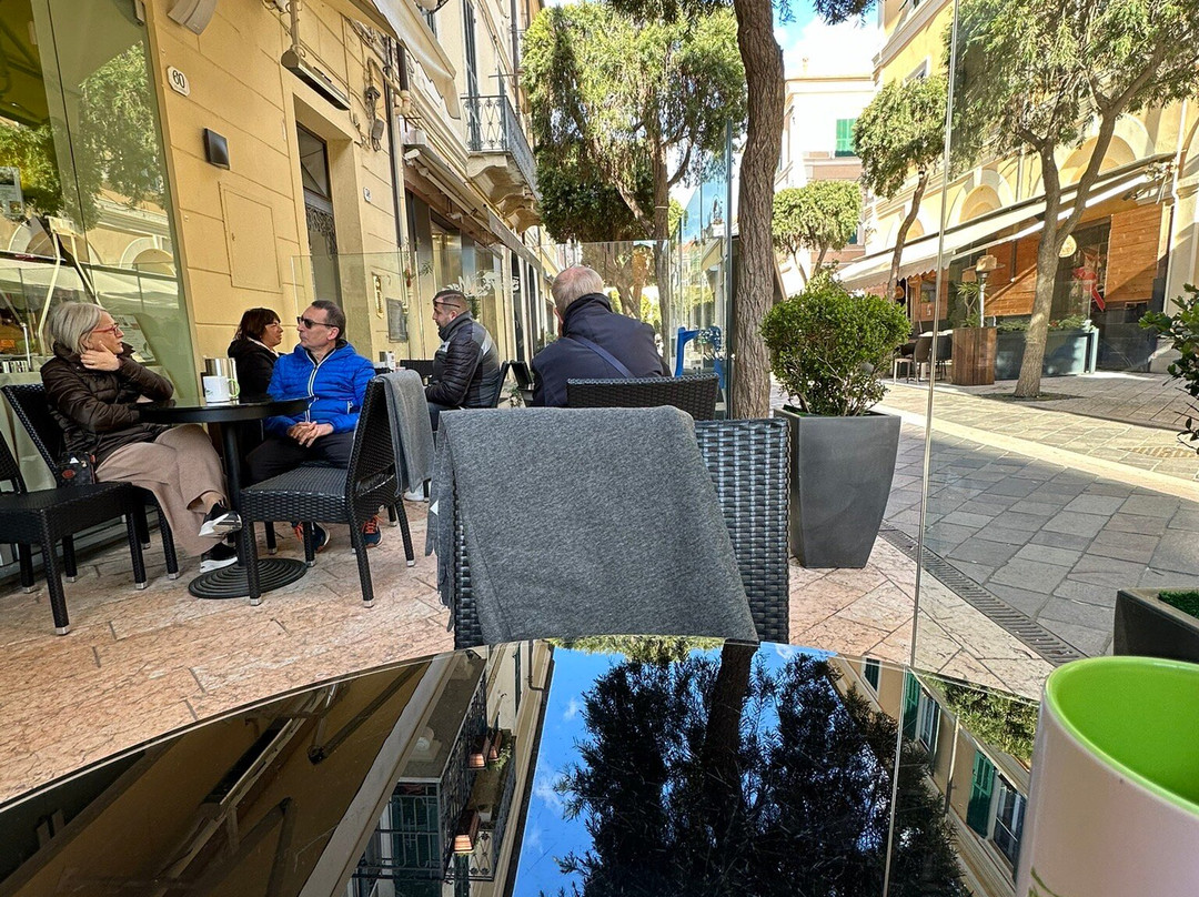 Cafe del Mar-迪亚诺马里纳必去景点