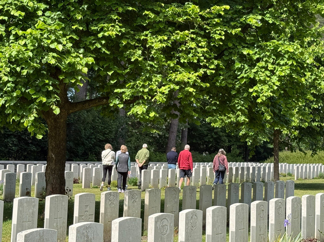 Flanders Fields Battlefield Daytours-布鲁日必去景点