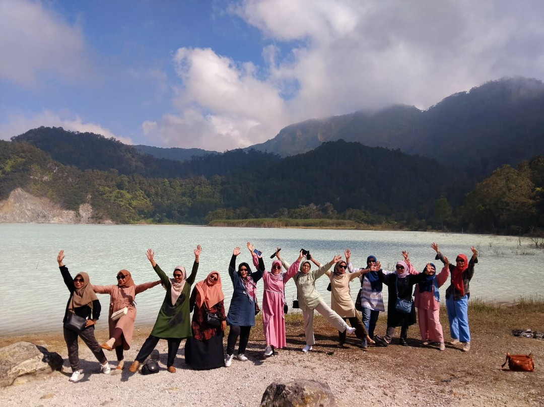 Bodas Lake景点图片