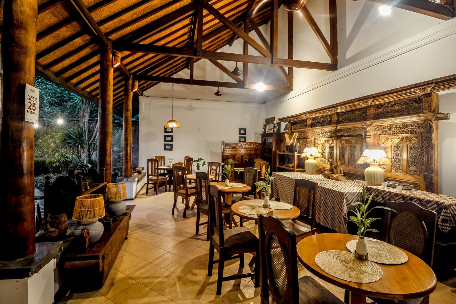 Rumah Mertua Boutique Hotel & Garden Restaurant & Spa-餐饮