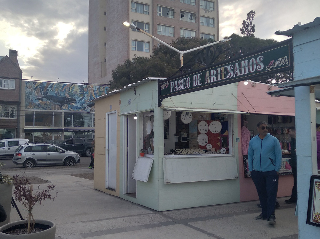 Paseo Artesanos-马德林港必去景点