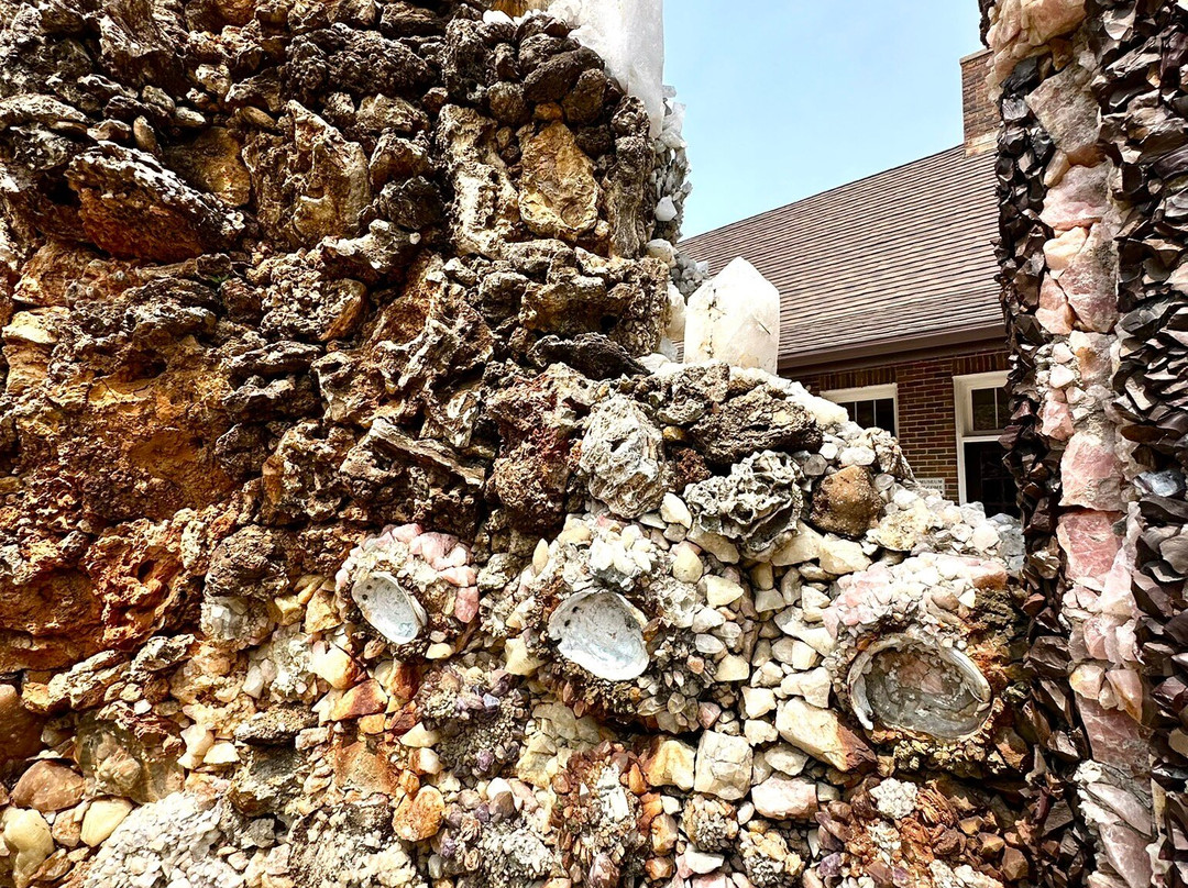 Grotto of the Redemption-West Bend必去景点