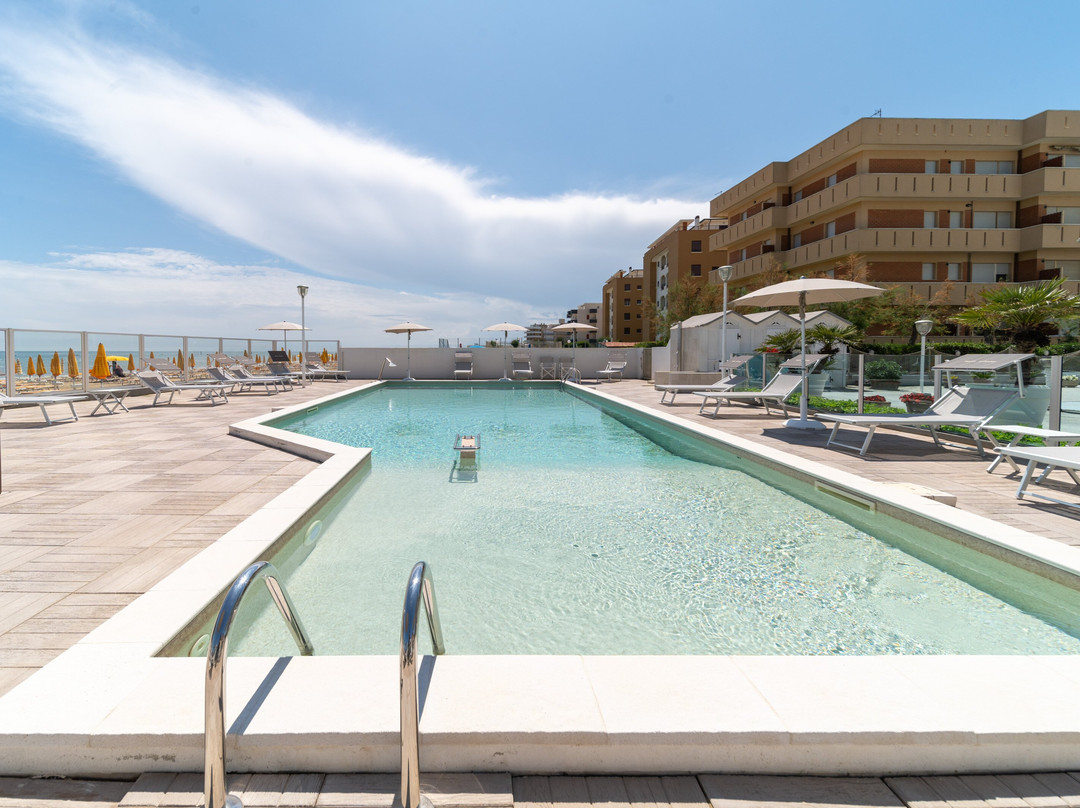 卡萨迪酒店主图