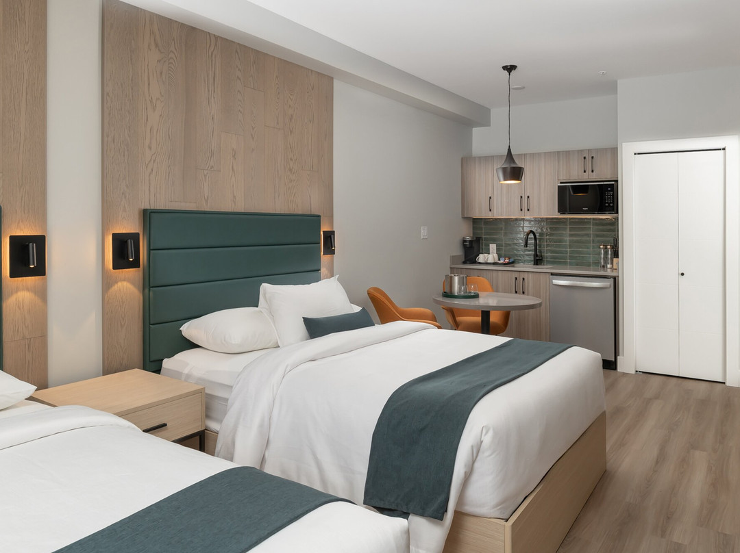 哈里逊海滩酒店主图