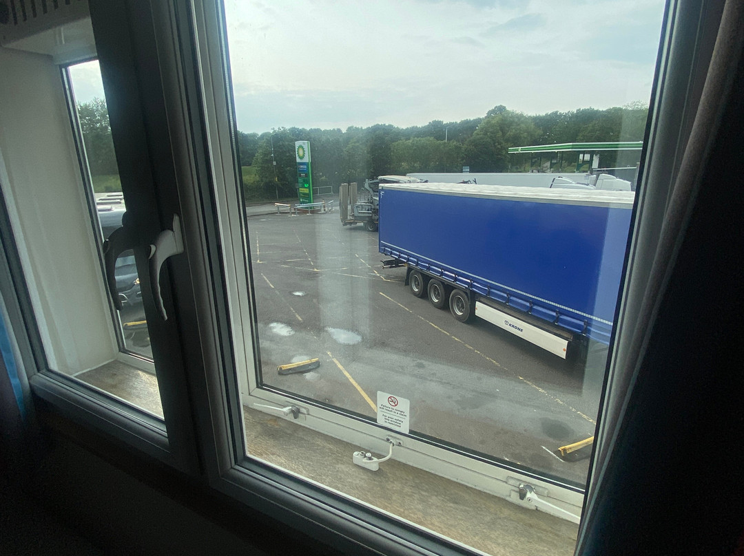Travelodge Knutsford M6主图