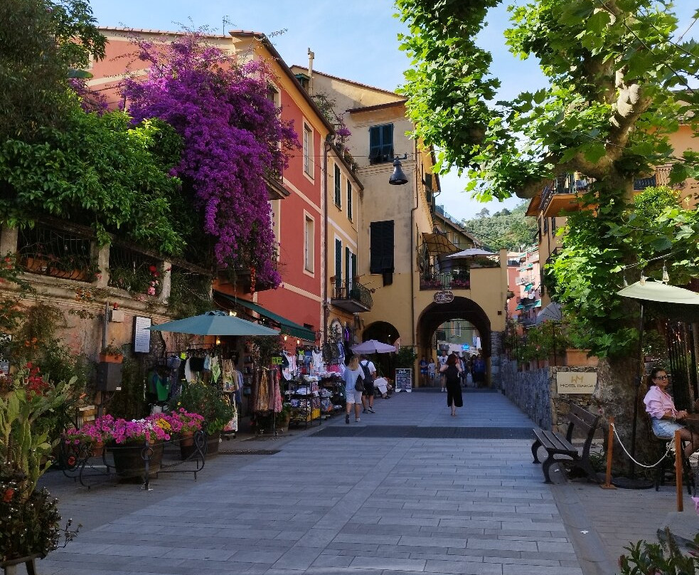 Scoglio di Monterosso-滨海蒙特罗梭必去景点
