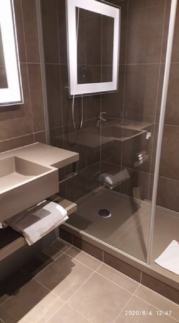 普拉哈文策斯劳斯广场诺富特酒店-浴室