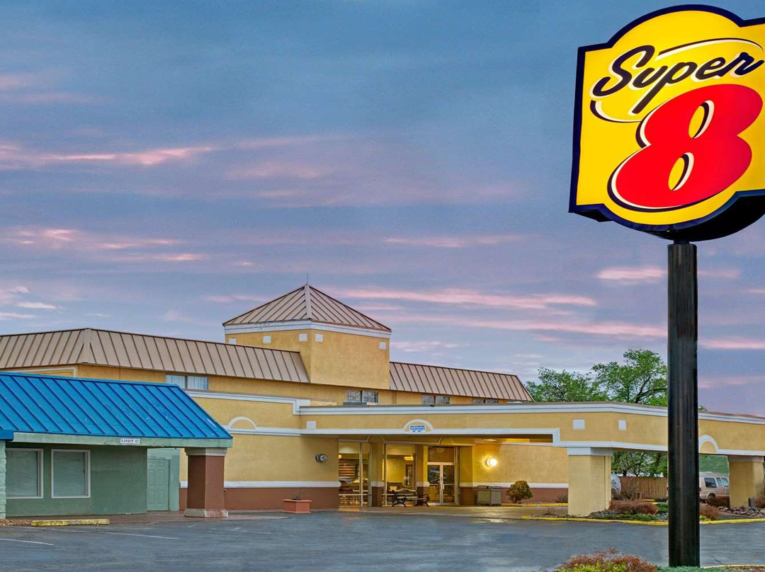 Super 8 by Wyndham Wheat Ridge/Denver West