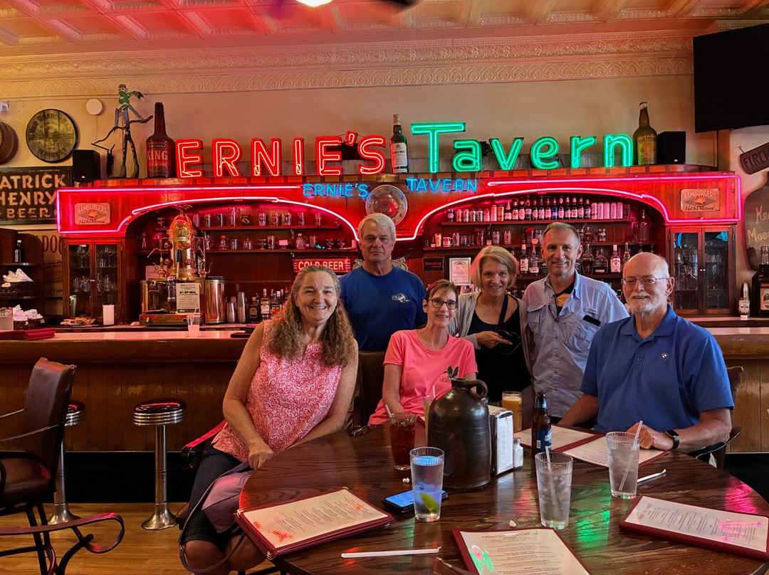 Ernie's Tavern
