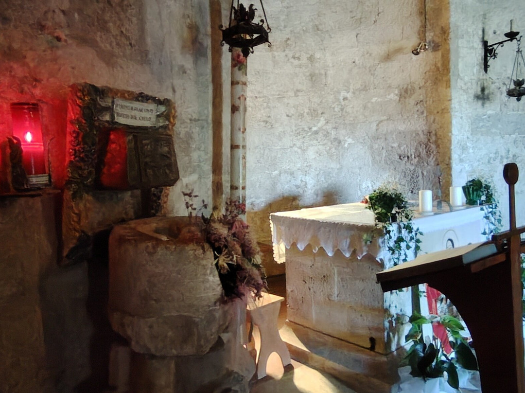 Cappella di San Galgano a Montesiepi-丘斯迪诺必去景点
