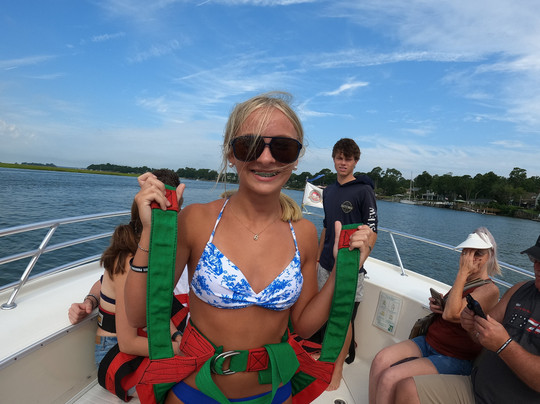 Sky Pirate Parasail-希尔顿头岛必去景点