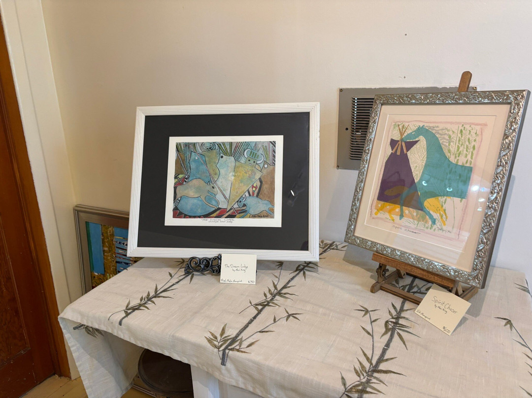 Renegade ART Gallery-东冰川公园必去景点