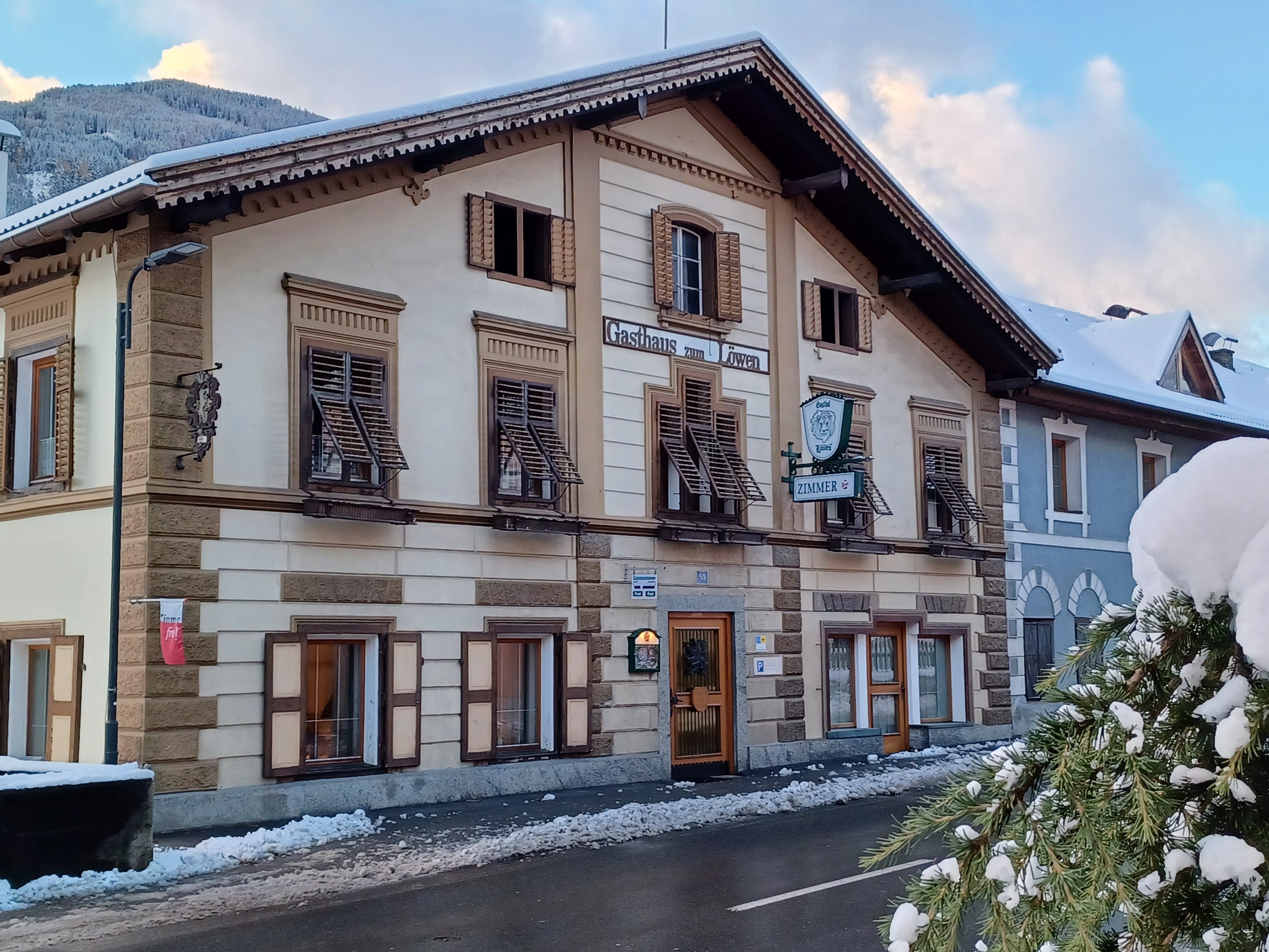 Hotel Gasthof Lowen-浴室