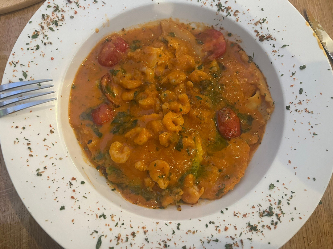 Dino's Mediterranean