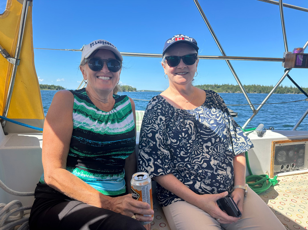 Cape Breton Sailing Charters-St. Peter's必去景点