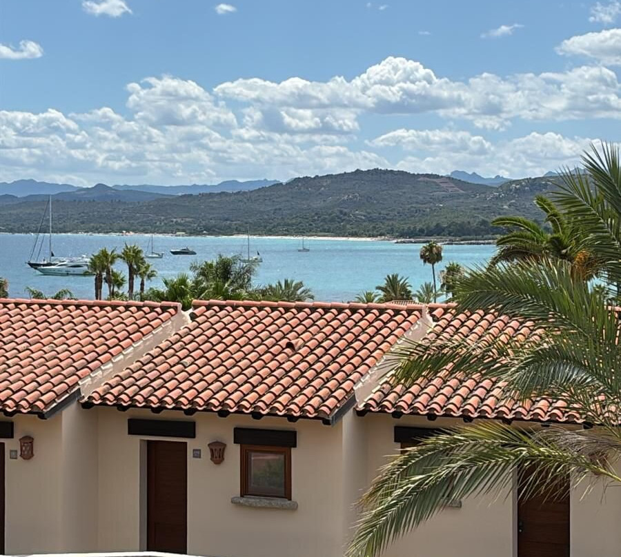 萨拉瑟诺俱乐部酒店主图