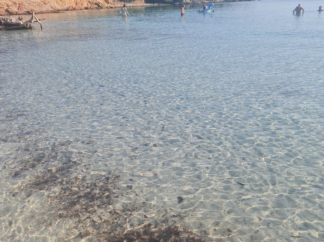 Spiaggia I Due Mari-拉马达莱娜必去景点